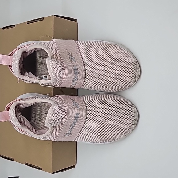 Reebok Slip-on Shoes in Kids Size 10 - Picture 2 of 6